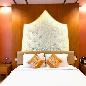 Deluxe Double or Twin Room Garden View